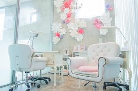 design salon R franc (ル フラン)