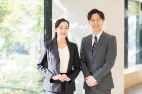 人事採用係